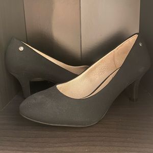 Black Comfort Heels Size 9